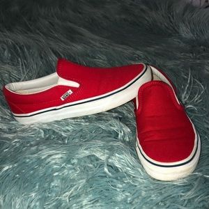 Vans off the wall slip on sneakers